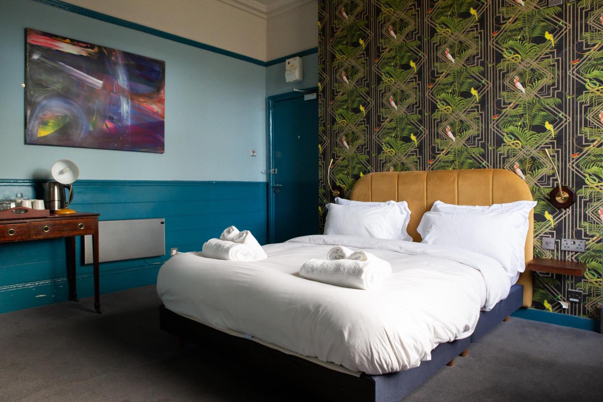 The Ship Rooms London Exterior photo